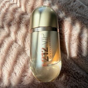 Carolina Herrera 212 VIP Rose Perfume